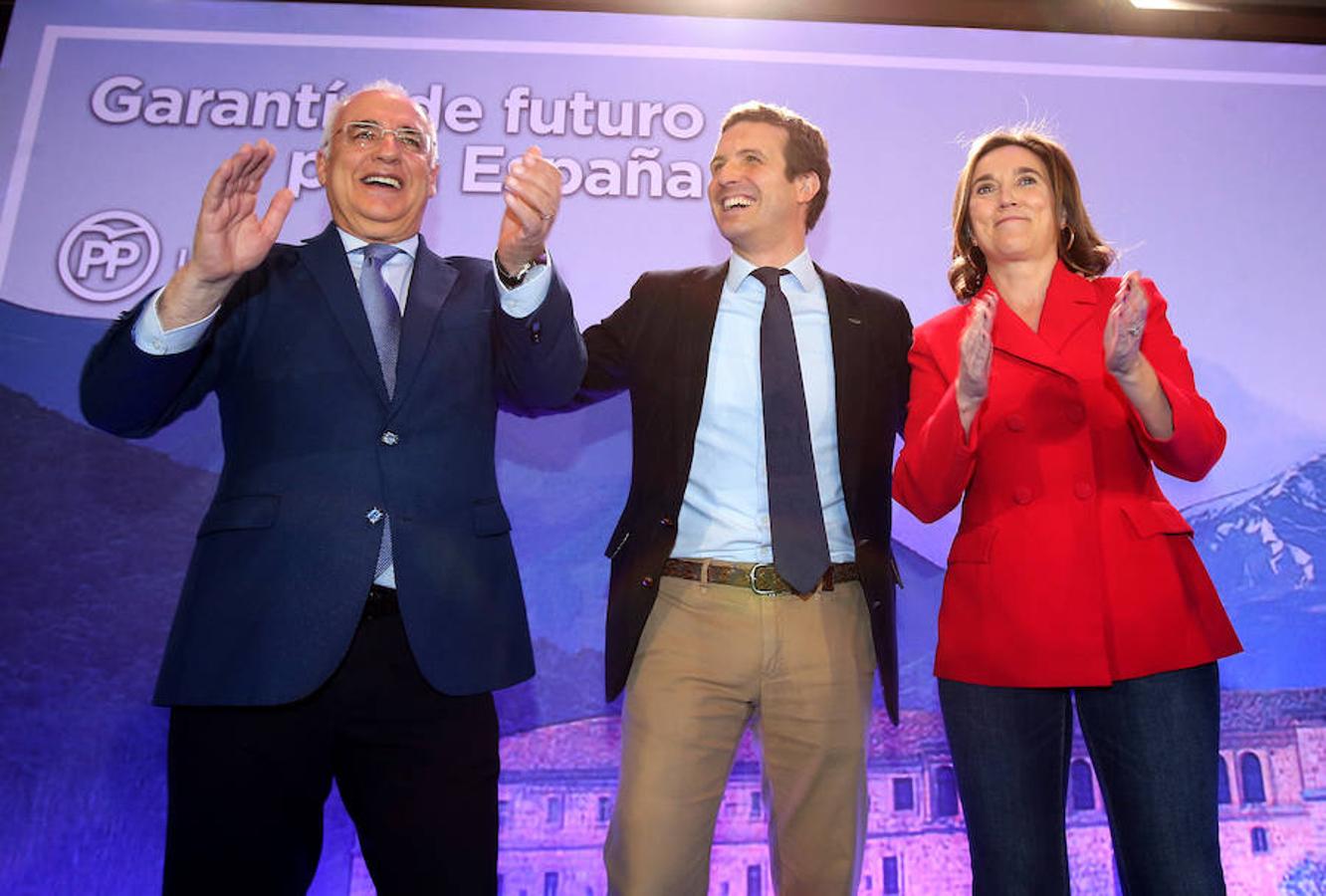 El presidente del PP presentó a José Ignacio Ceniceros y Cuca Gamarra como candidatos a presideir el Gobierno de La Rioja y la alcaldía de Logroño en el que puede catalogarse como primer acto de campaña de los populares para las elecciones del 2019