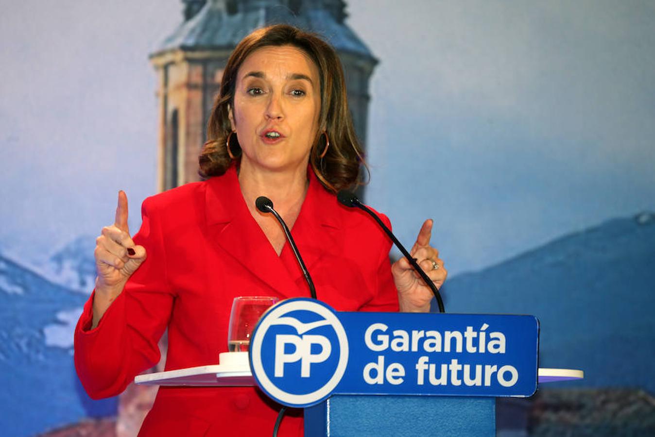 El presidente del PP presentó a José Ignacio Ceniceros y Cuca Gamarra como candidatos a presideir el Gobierno de La Rioja y la alcaldía de Logroño en el que puede catalogarse como primer acto de campaña de los populares para las elecciones del 2019