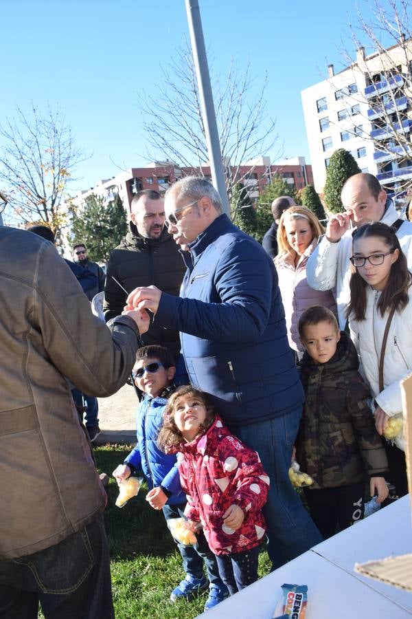 El barrio logroñés celebra una «nochevieja» con anticipación para los más pequeño