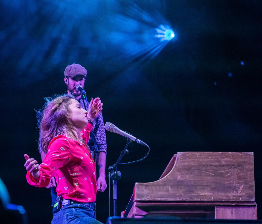 Malú mostró toda su energía en el Palacio de los Deportes.