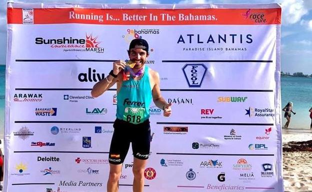 Nacho Hernando vence el X Medio Maratón de Bahamas y bate el récord de la prueba