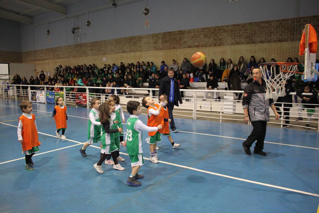 Fotos: Presentación de la temporada en el XV aniversario del Club Baloncesto Alfaro