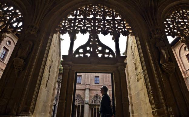 Ceniceros adelanta que una comunidad religiosa puede llegar a Santa María la Real de Nájera