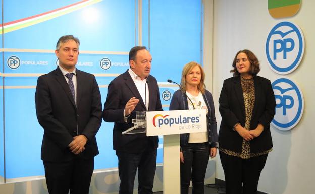 Representantes del Grupo Territorial Popular de La Rioja en el Senado.