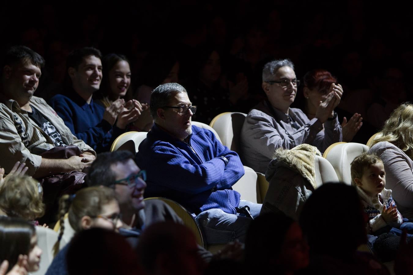 Divertida gala a favor de la asociación Faro.