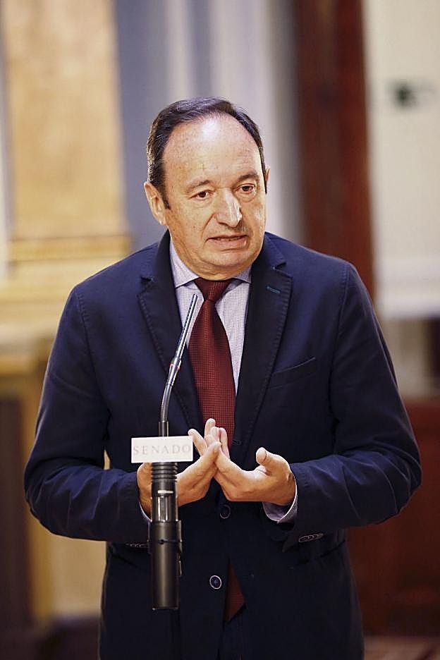 Cincuenta senadores del PP llevarán la norma riojana al TC la próxima semana