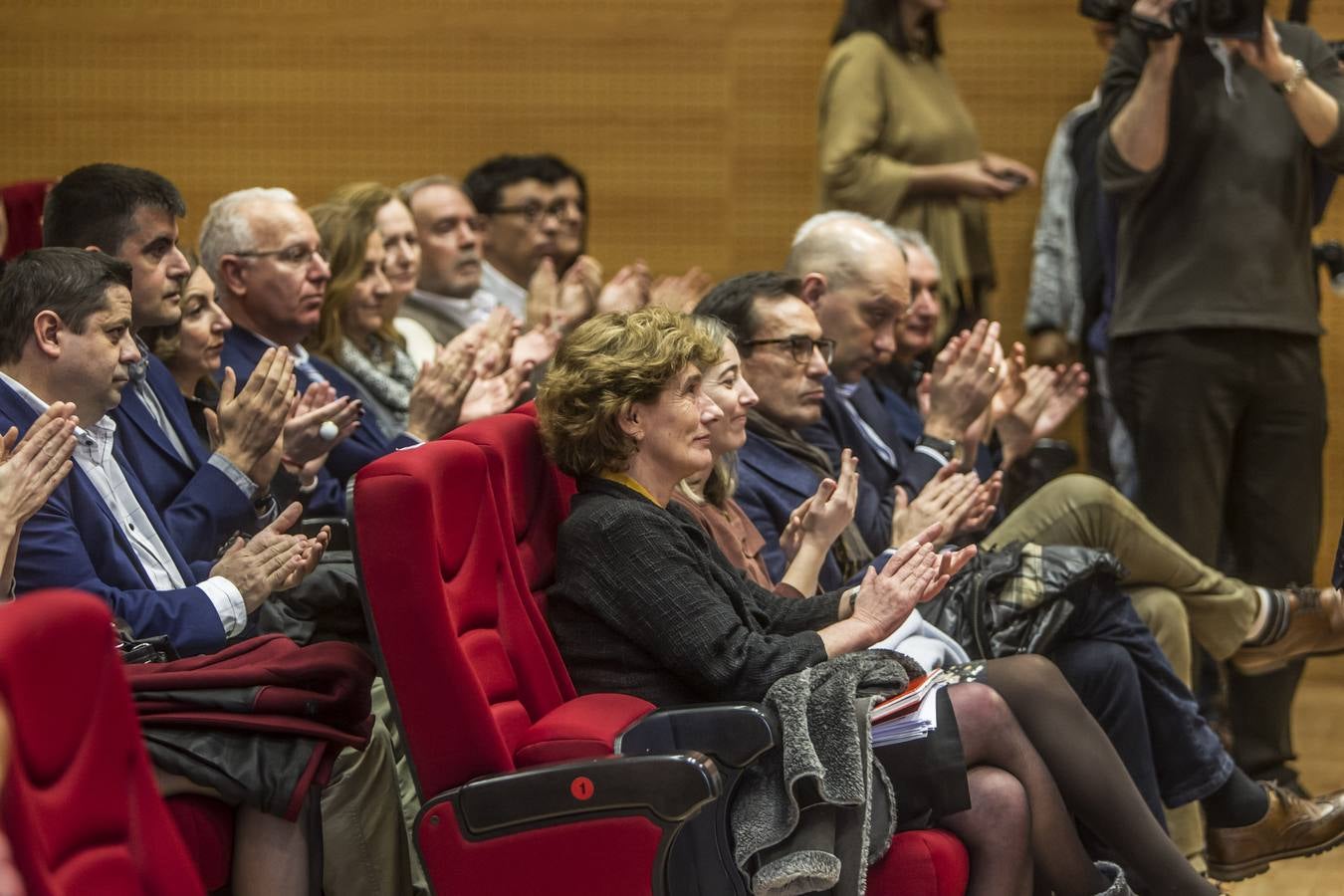 Reconoce con sus galardones anuales las mejoras prácticas y expedientes del campus