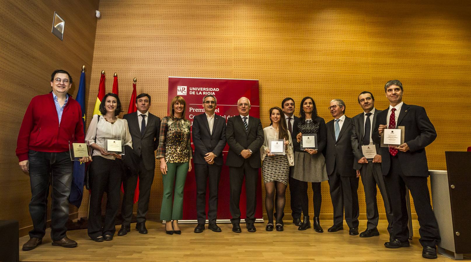 Reconoce con sus galardones anuales las mejoras prácticas y expedientes del campus