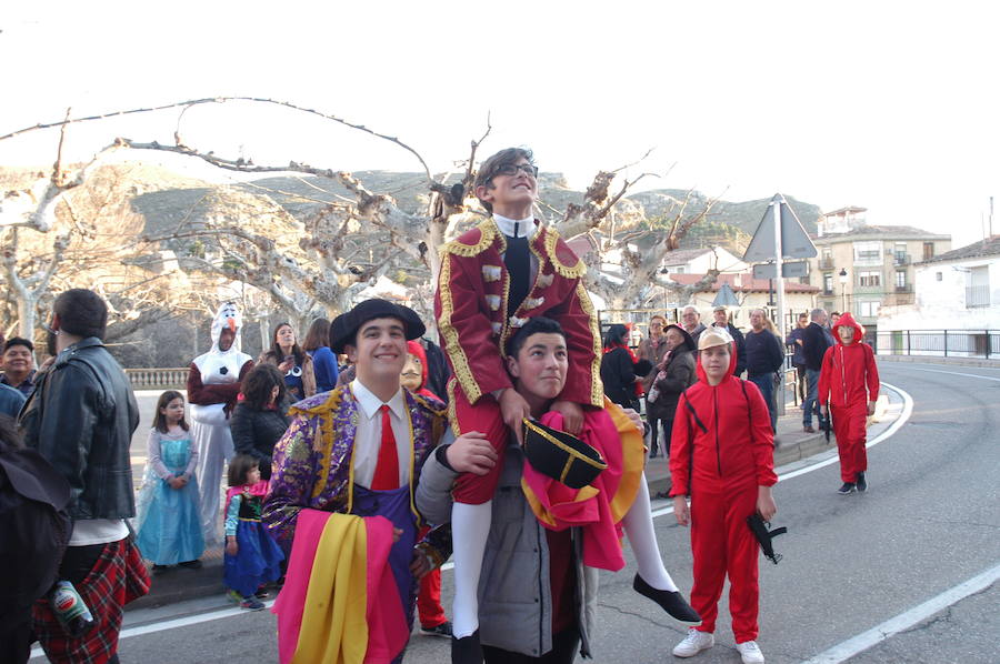 Imaginación y participación. Los carnavales de Cervera merecen una visita como se puede ver en las imágenes.