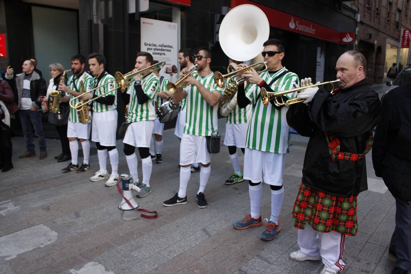 Los arnedanos se lanzaron a la calle para disfrutar del Carnaval