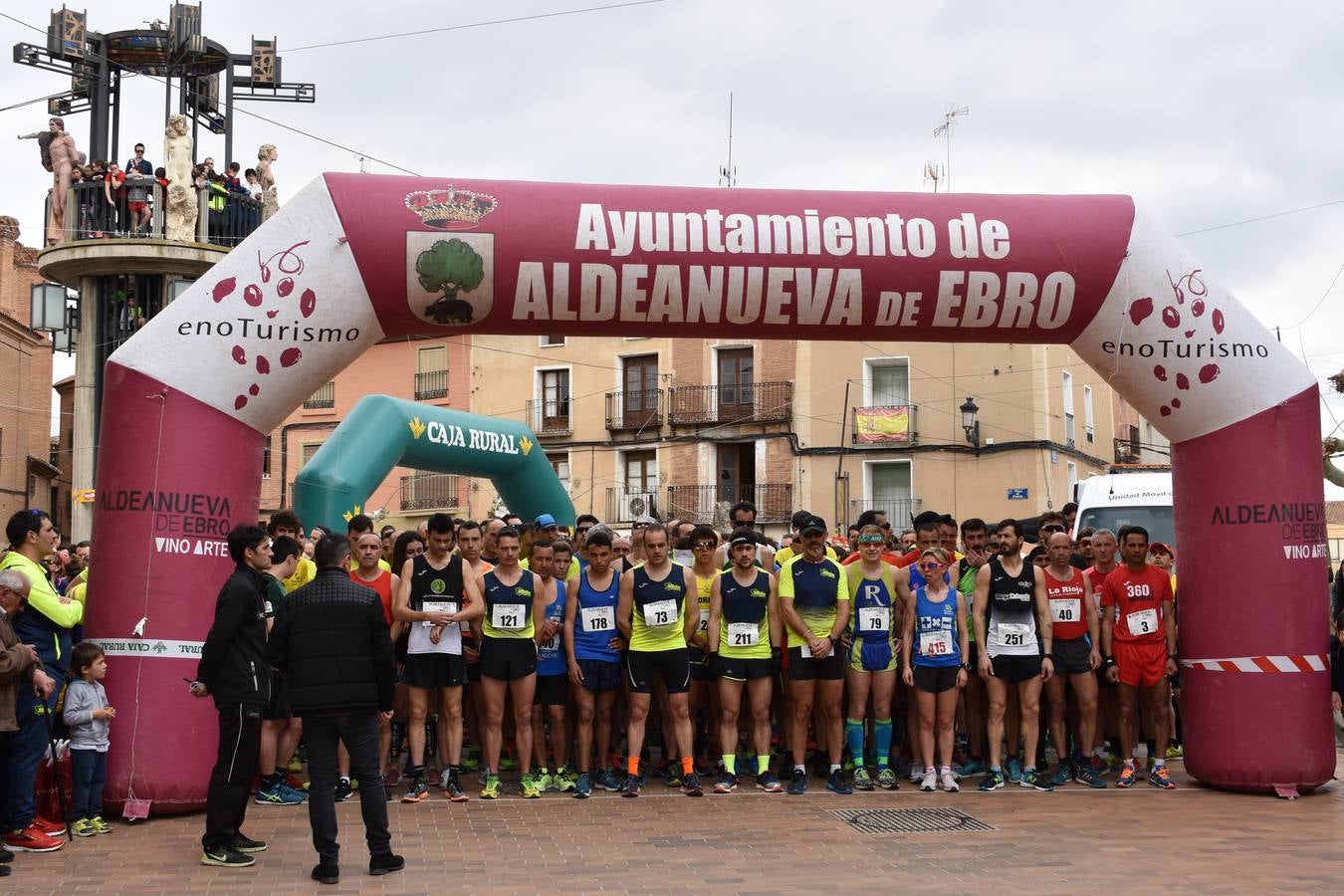 Fotos: XIV carrera popular Enoturismo de Aldeanueva de Ebro (adultos)