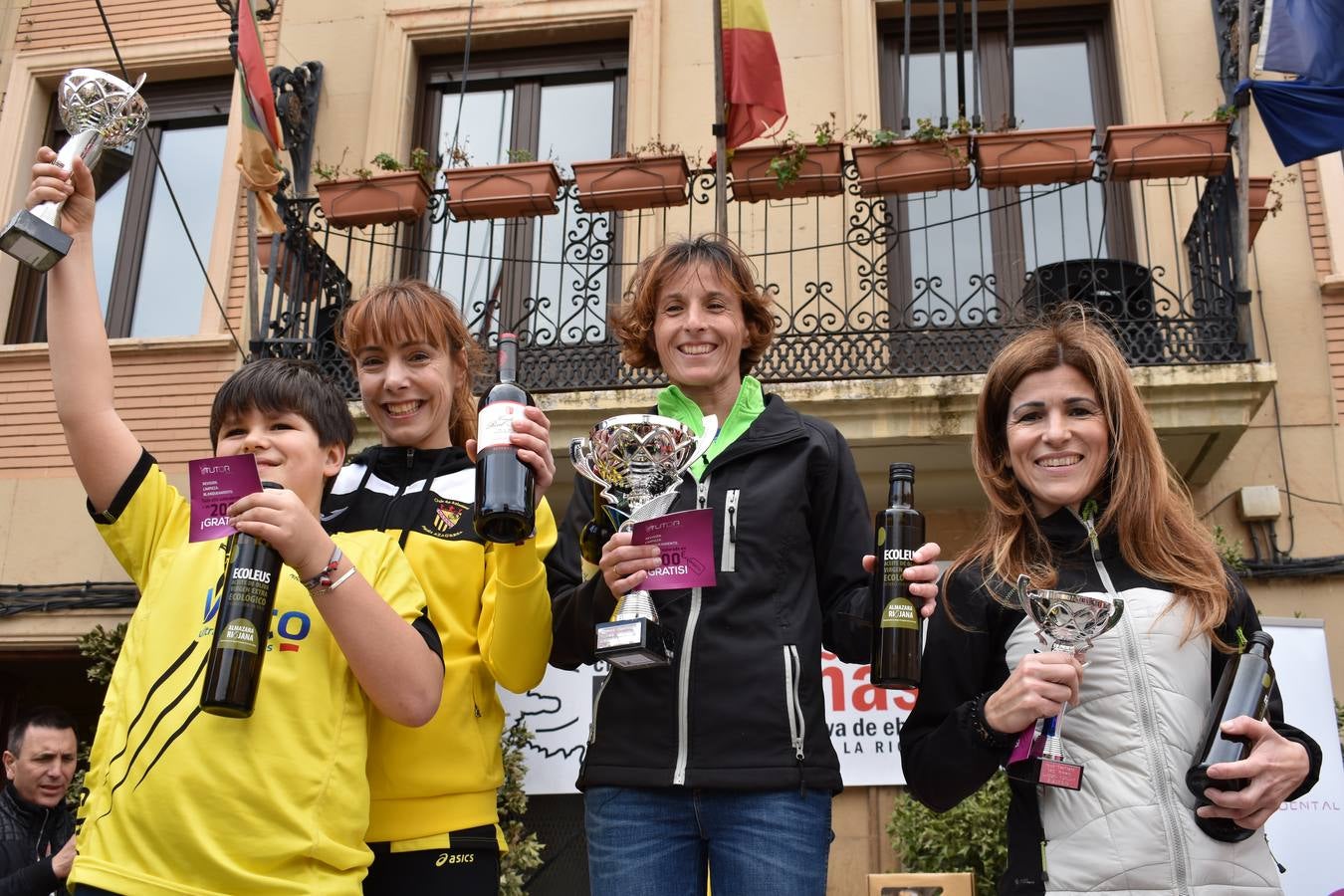Fotos: XIV carrera popular Enoturismo de Aldeanueva de Ebro (adultos)