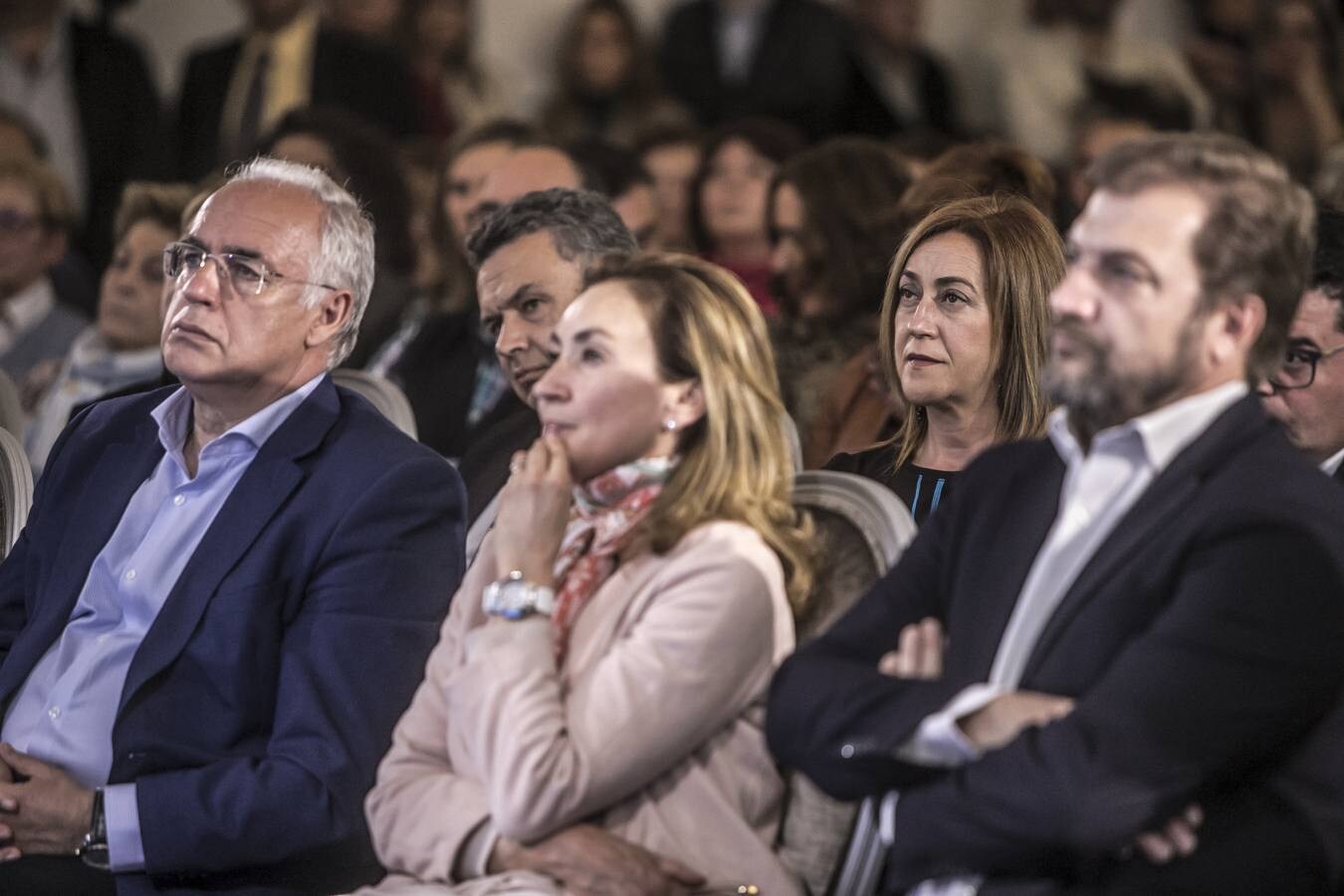 Fotos: Casado presenta en Logroño a los candidatos para las alcaldías de las cabeceras de comarca
