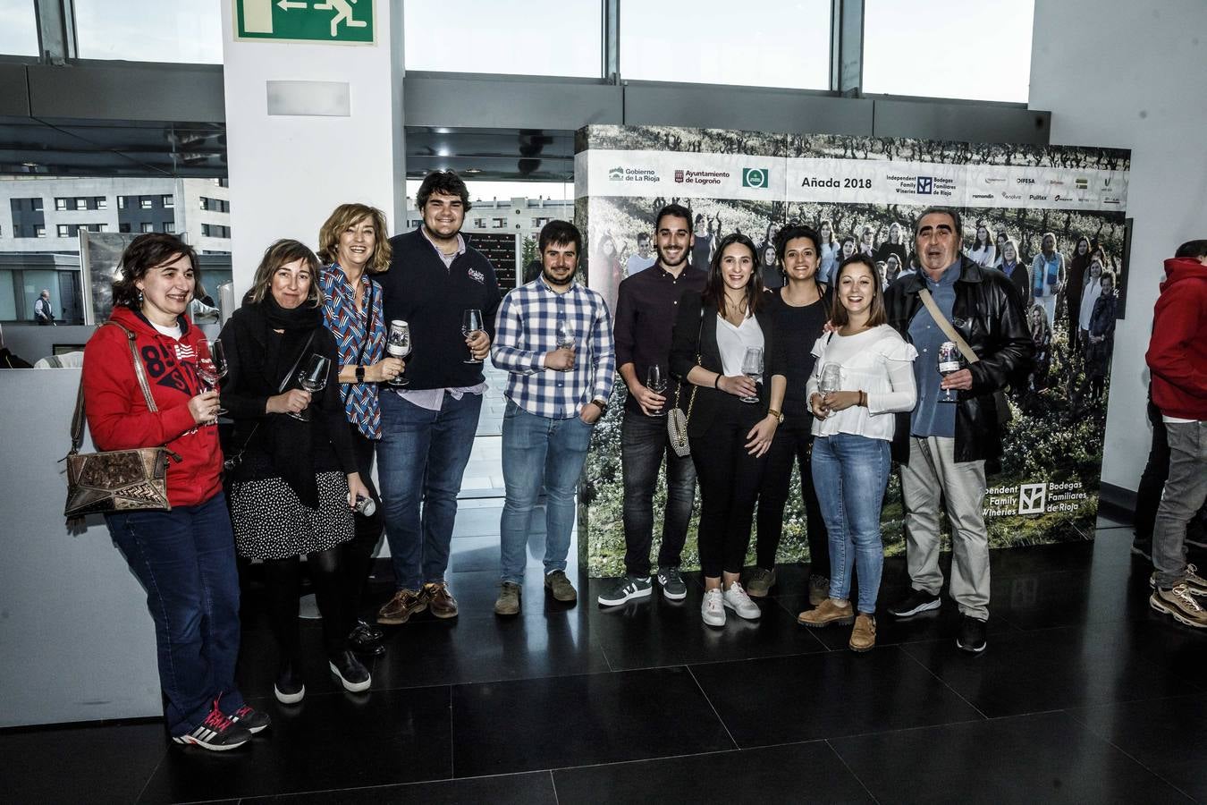 Fotos: Bodegas Familiares de Rioja presentó en sociedad su última cosecha