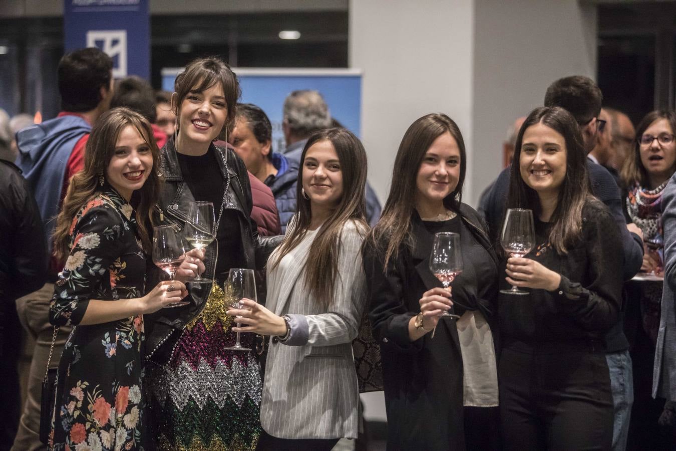 Fotos: Bodegas Familiares de Rioja presentó en sociedad su última cosecha