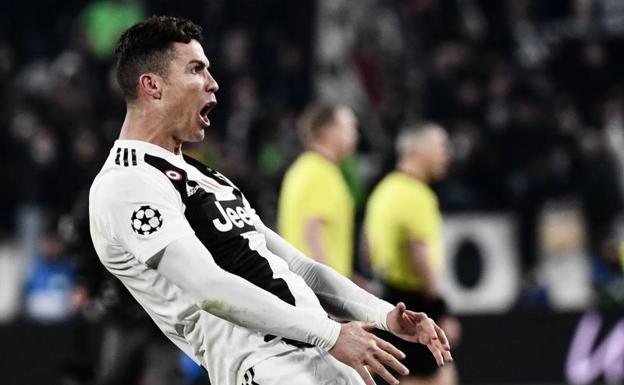 Cristiano Ronaldo, al celebrar su tercer gol. 