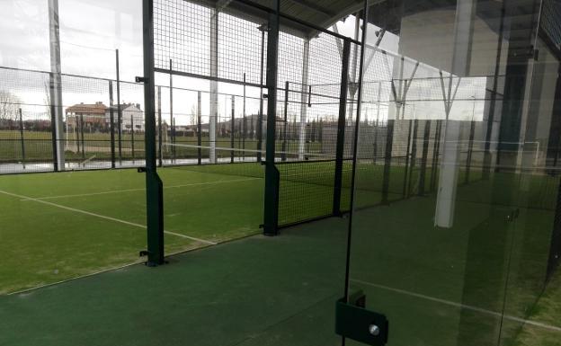 El buen tiempo en febrero atrae a los usuarios a utilizar las instalaciones deportivas