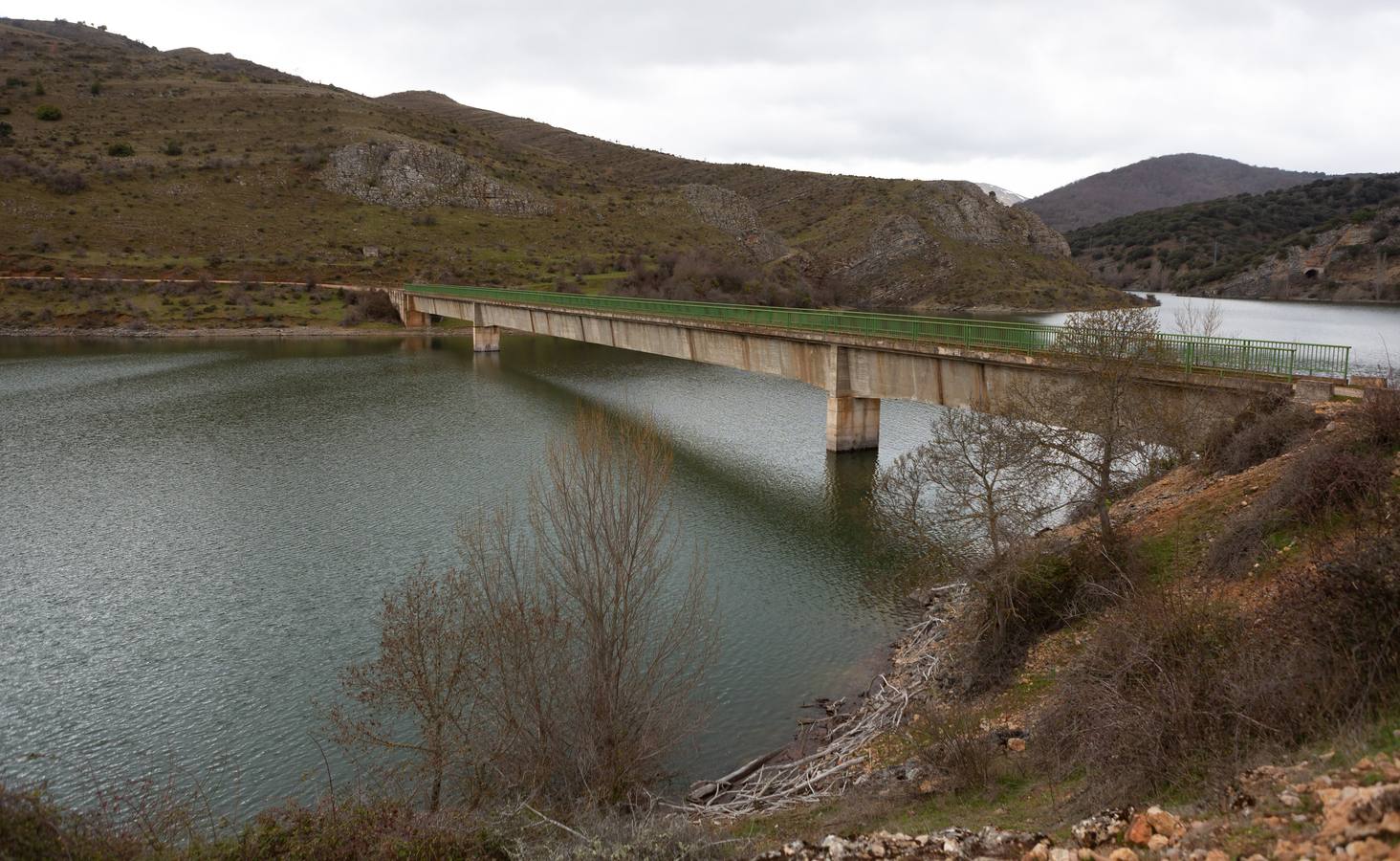 Fotos: Estado del pantano de Mansilla y sus alrededores