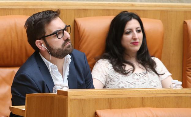 Ubis y Grajea, en el Parlamento regional. 