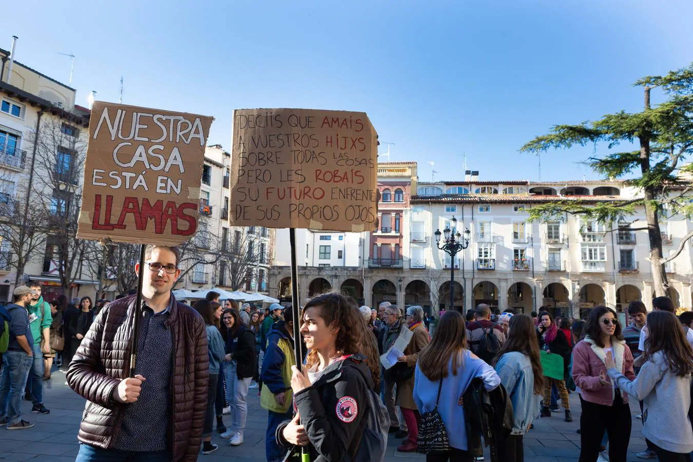 El 15M Climático ha reunido a varios centenares de personas en su primera cita