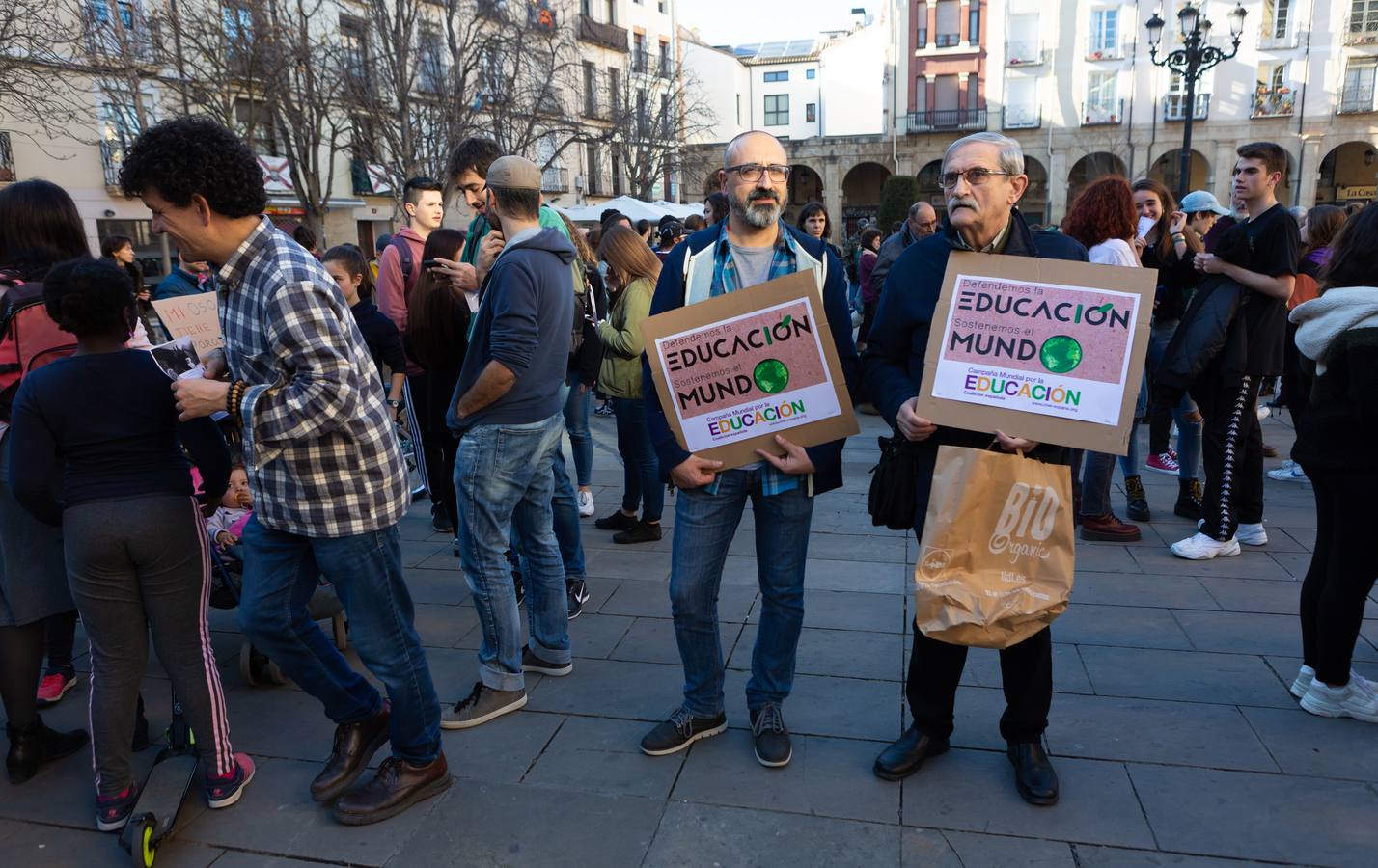 El 15M Climático ha reunido a varios centenares de personas en su primera cita