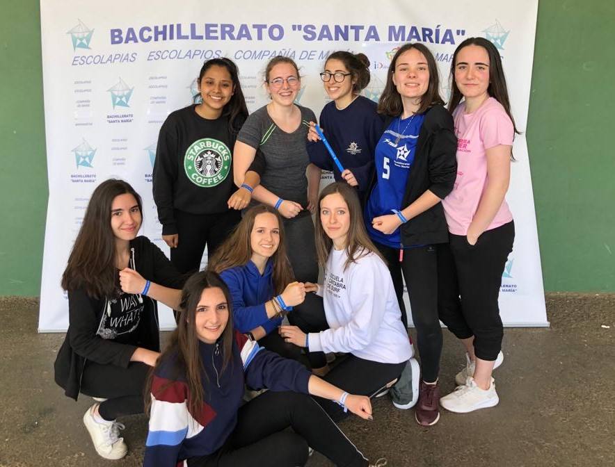 Más de 800 jóvenes se reúnen en el Bachillerato Santa María para jugar a fútbol, baloncesto y voleibol