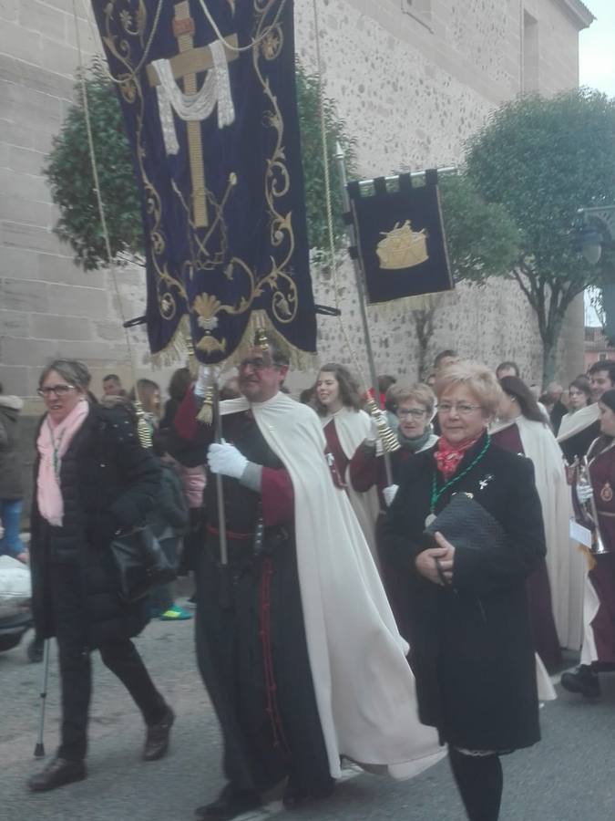 Exaltación de bandas de Semana Santa que se ha celebrado en Santo Domingo de la Calzada, con la participación, además de la anfitriona, de las de Murchante (Navarra), de la Entrada de Jesús en Jerusalén (Murillo de Río Leza), y de la Santa Vera Cruz (Pradejón).