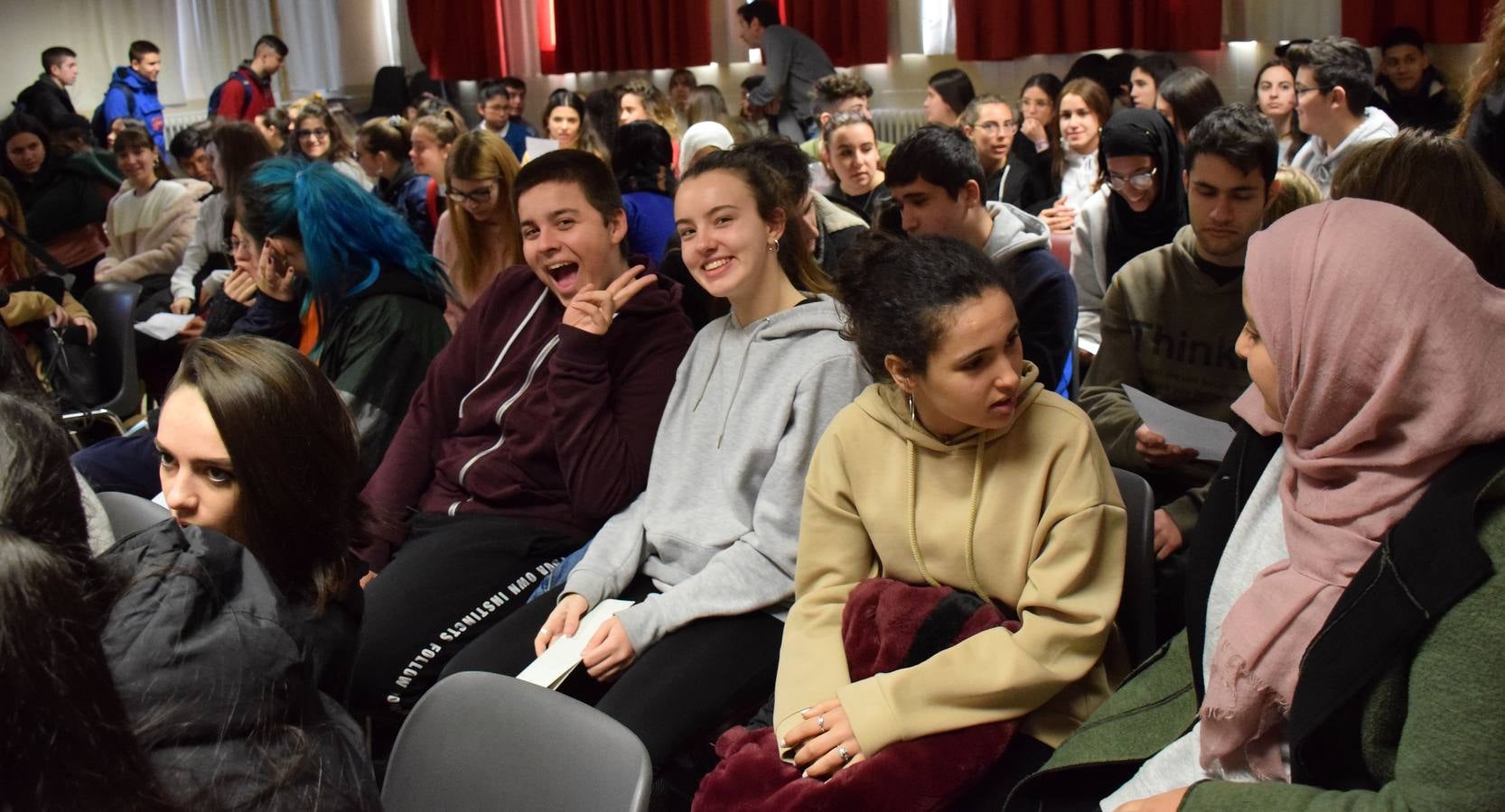 Fotos: el Maratón Poético bajo el lema &#039;La música de la palabra en imágenes&#039;. En el IES Batalla de Clavijo