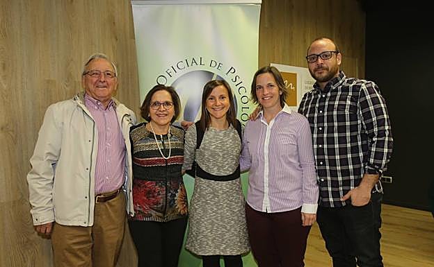 Ángel Rivas, Mari Carmen Díez, Raquel Rivas, Mamen Rivas y Ángel Rivas. 