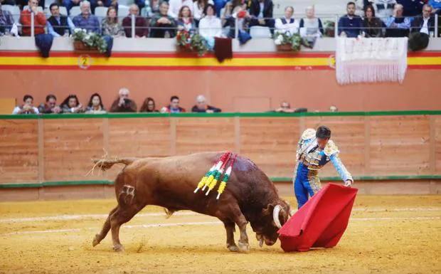 El toro a toro de la corrida de Urdiales, Cayetano y Tomás Campos en Arnedo