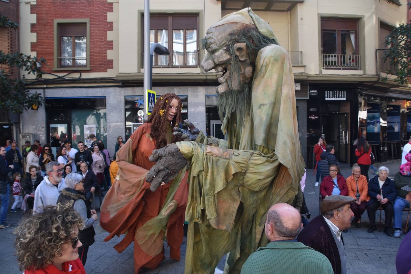 Imágenes de los actos celebrados el sábado por la mañana