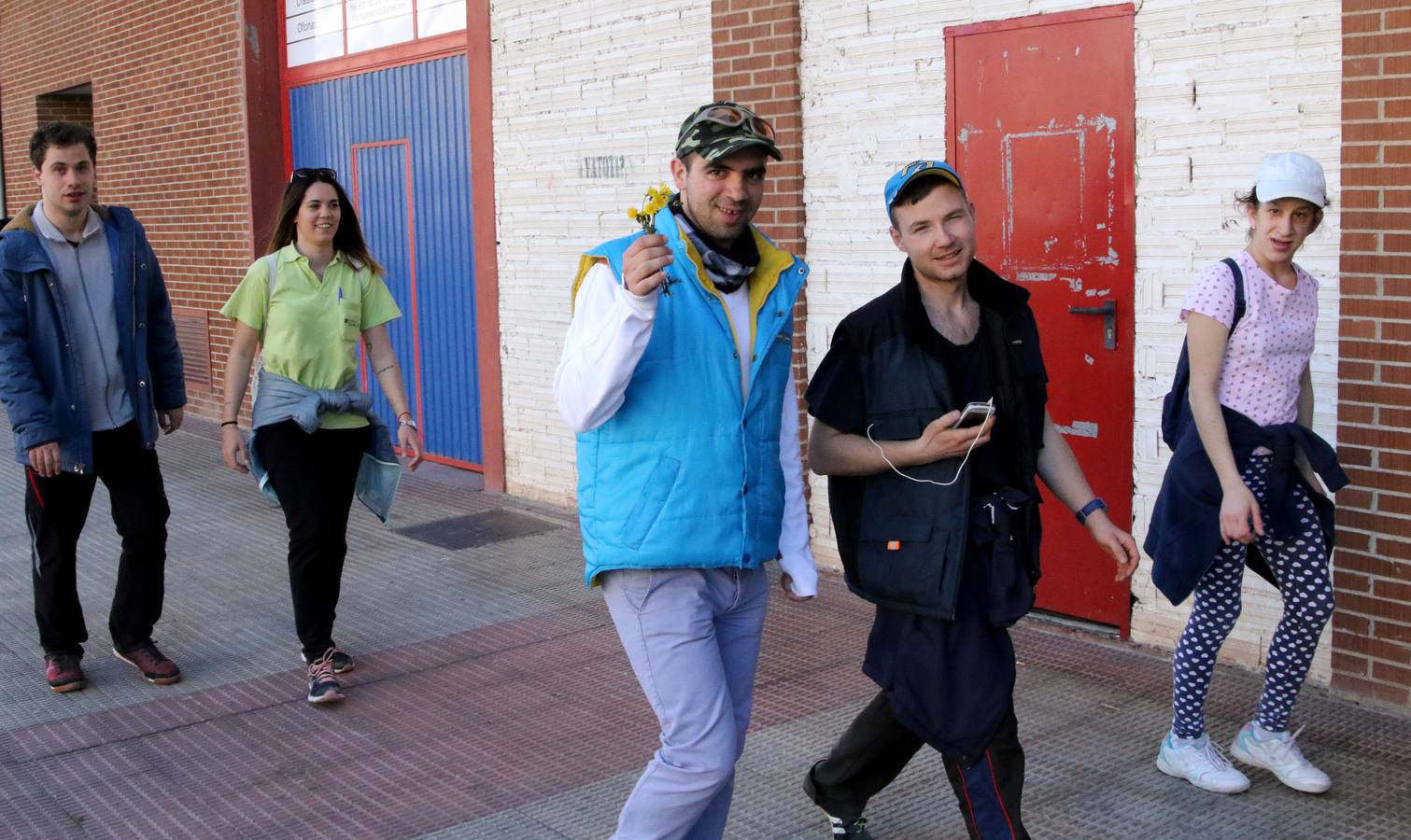 Fotos: Paseo Saludable por el barrio de Madre de Dios y San José de Logroño