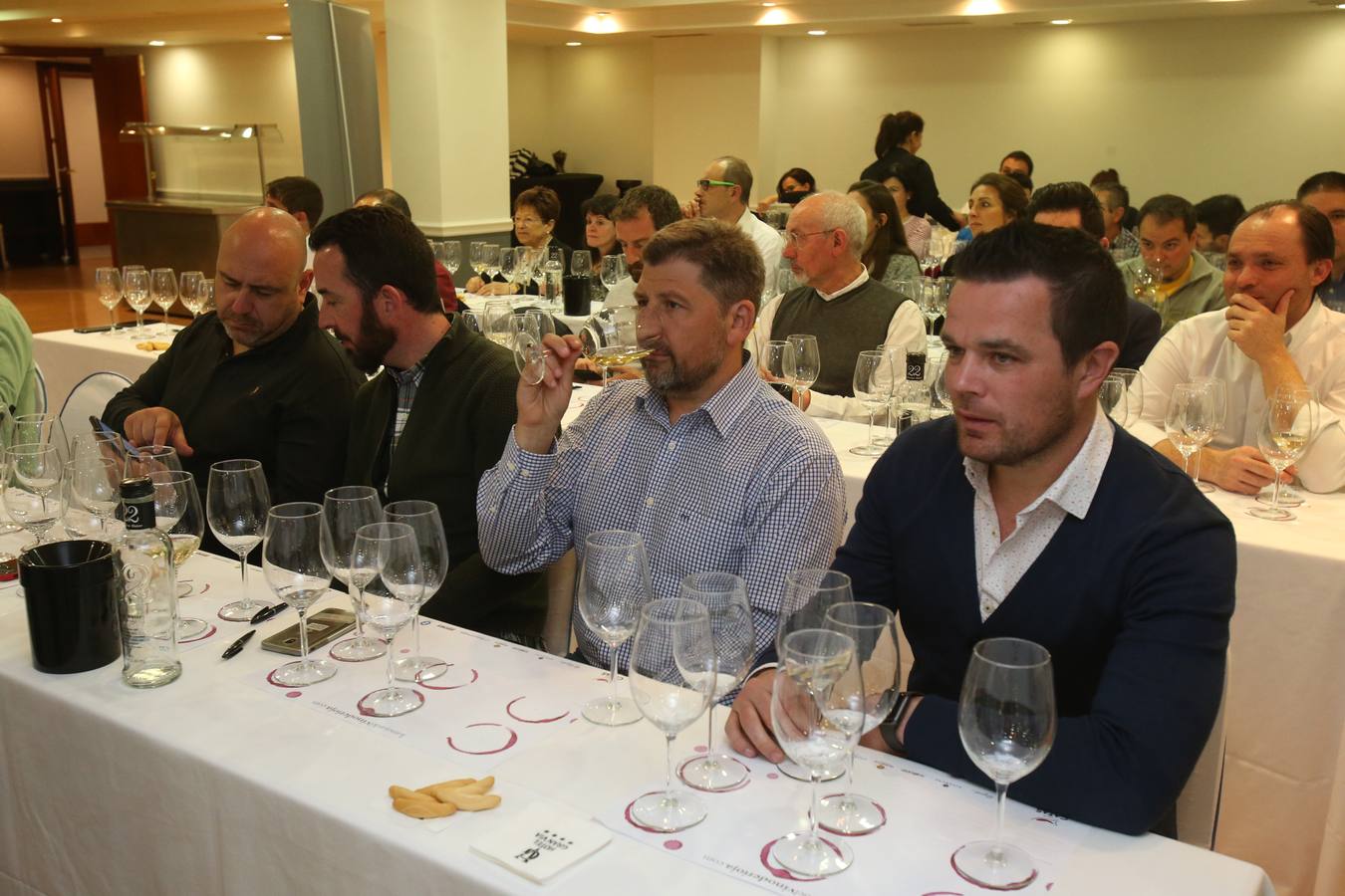 El Club de catas disfrutó de los vinos de la bodega