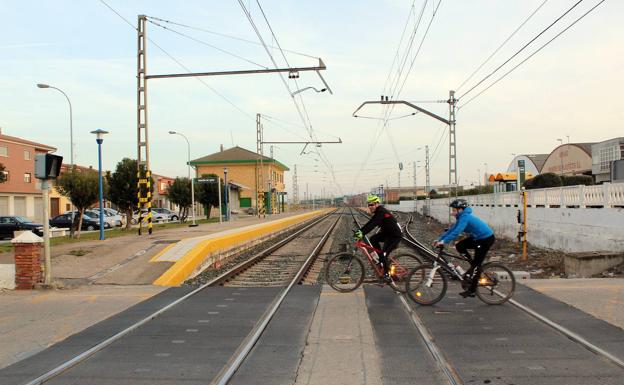 Paso a nivel en Rincón de Soto