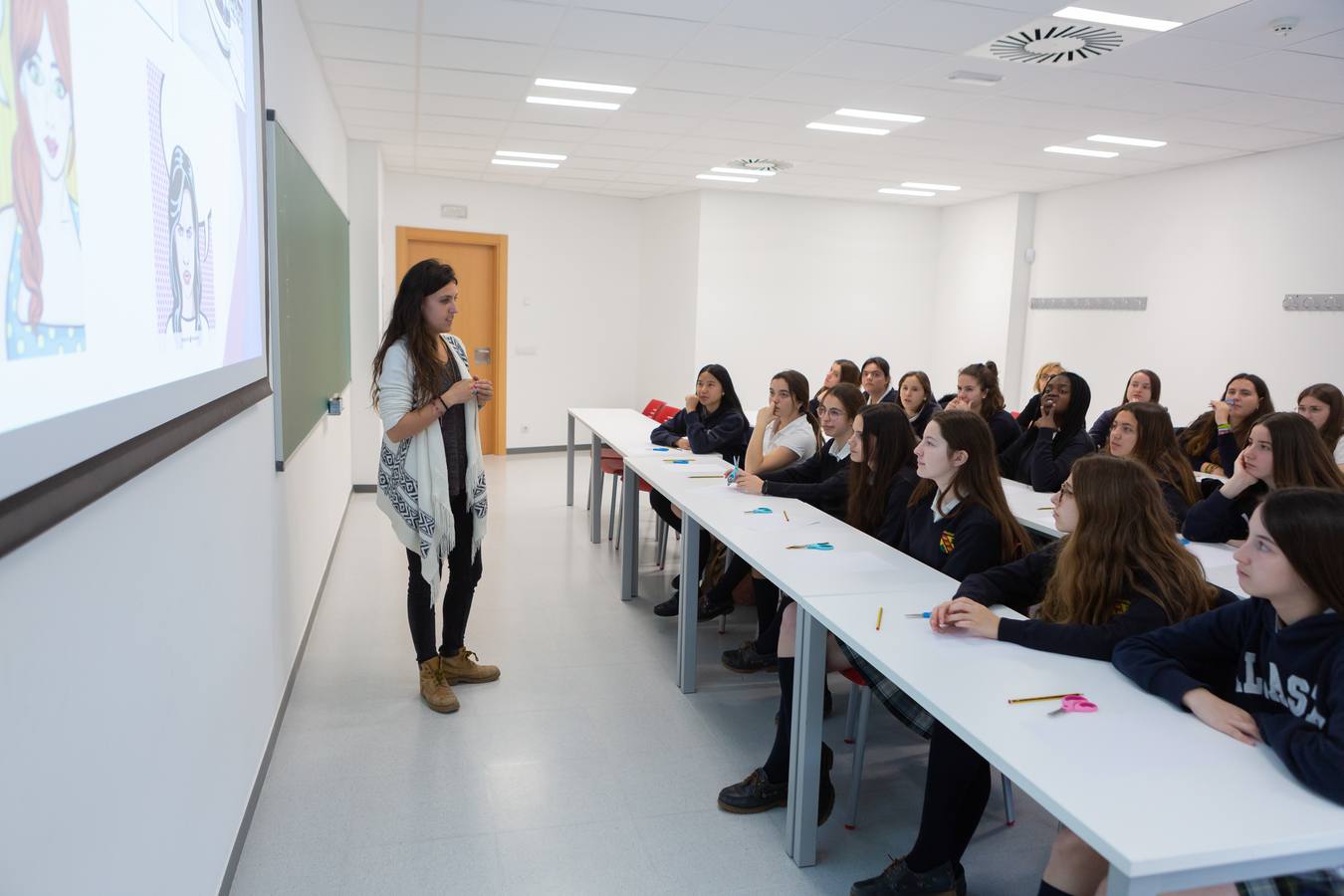 Hasta mayo por las instalaciones del edificio Científico Tecnológico pasarán cerca de 2.500 alumnos de Enseñanzas Medias de La Rioja que pondrán a prueba su vocación científica