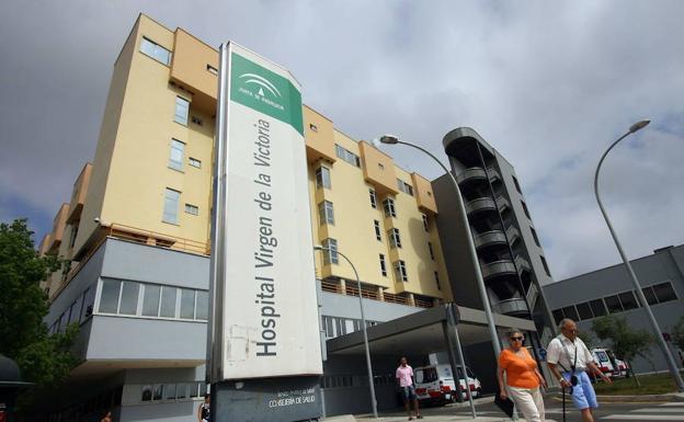 Acude a un hospital de Málaga con el pene cortado y dice que es un «extraterrestre»