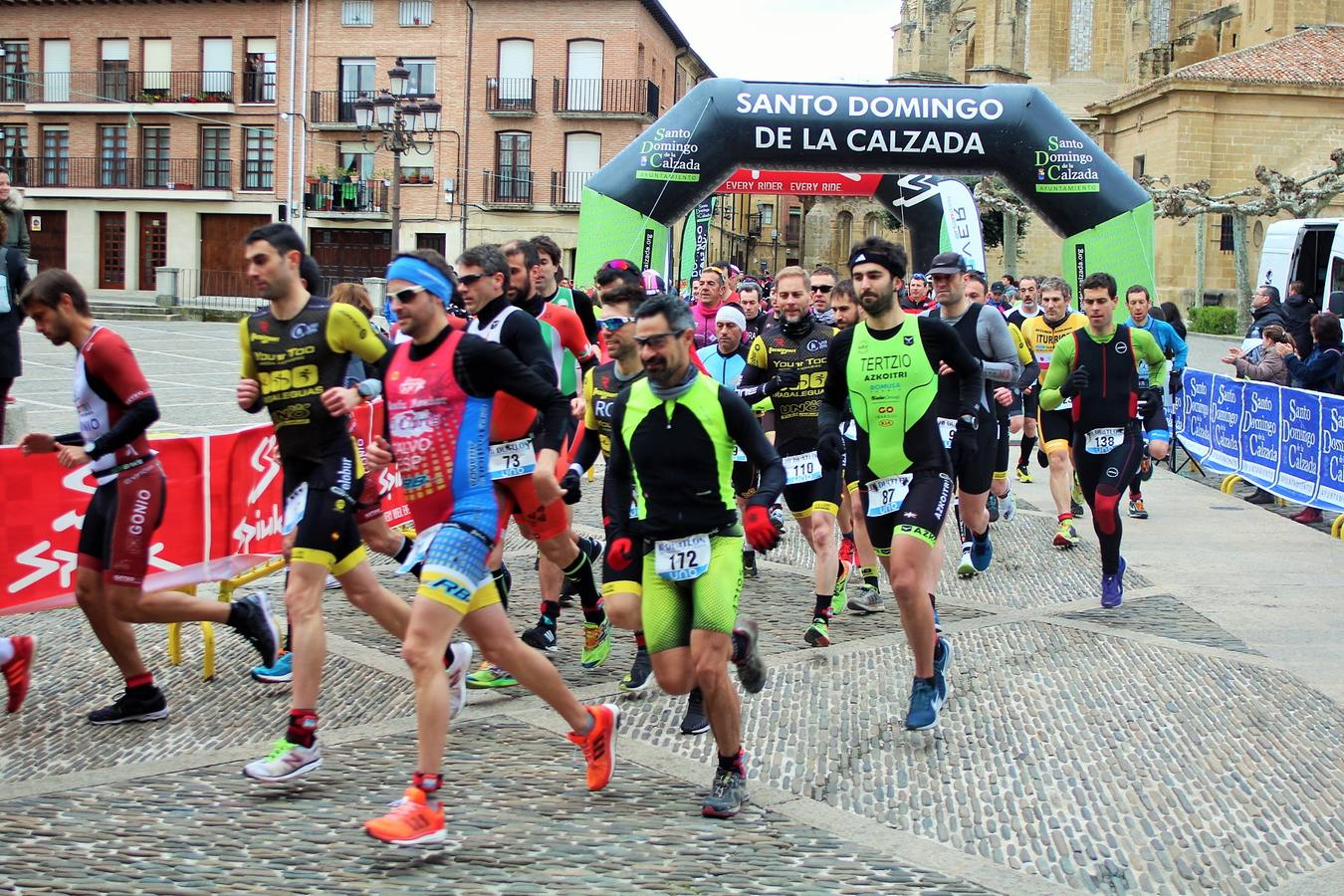 Más de 200 deportistas participaron en el duatlón de Santo Domingo