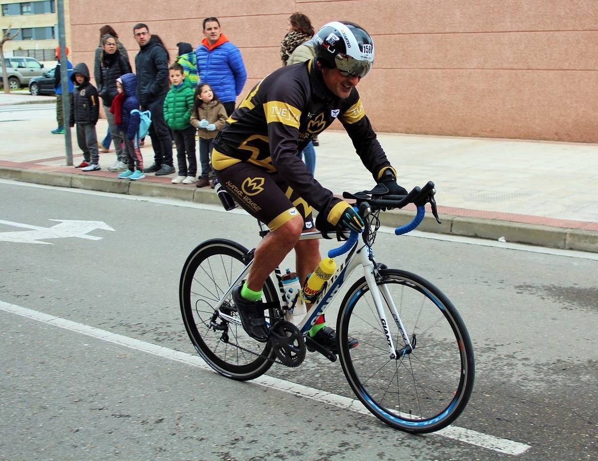 Más de 200 deportistas participaron en el duatlón de Santo Domingo