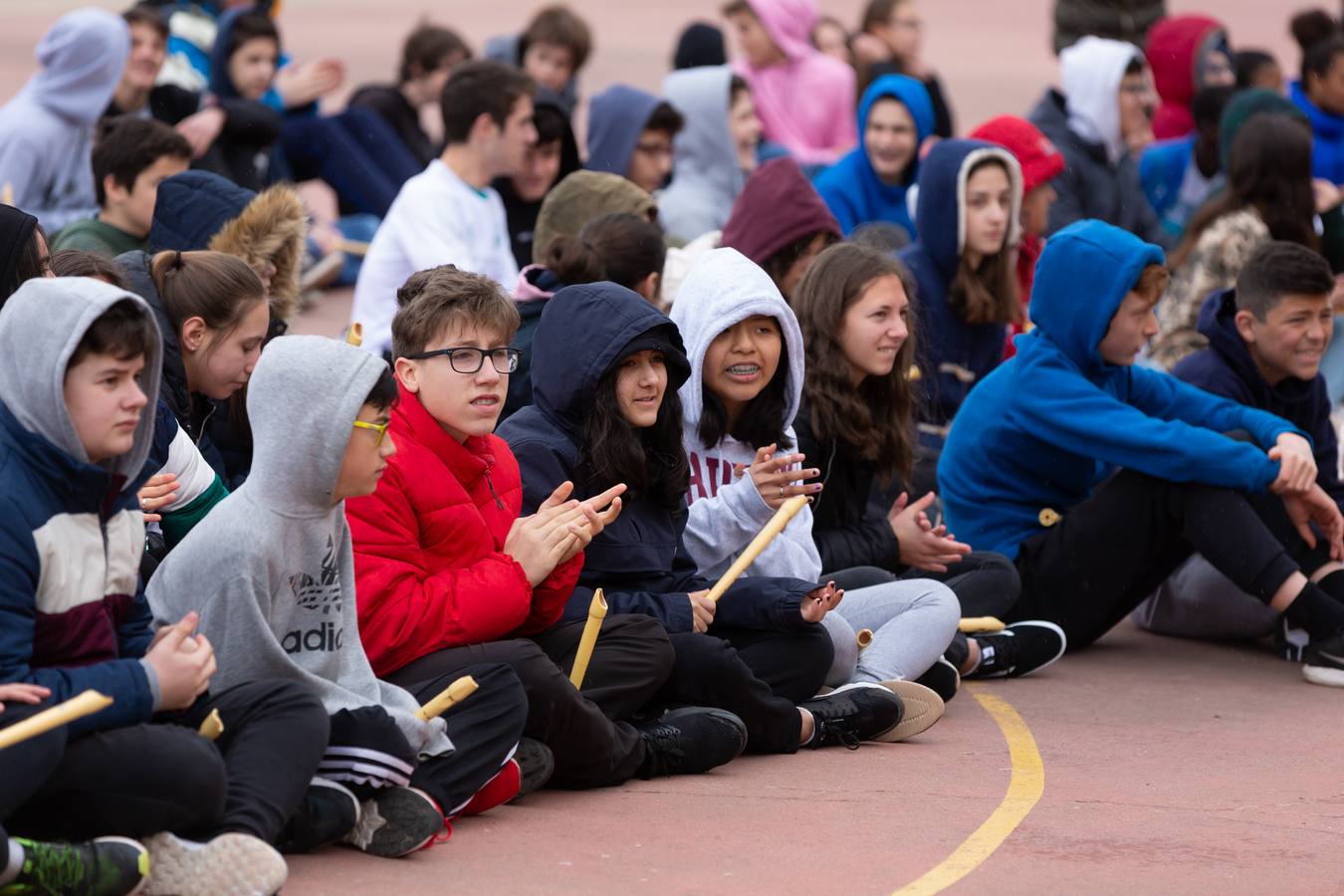 Fotos: Escolares riojanos celebran Musiqueando en el parque San Miguel de Logroño