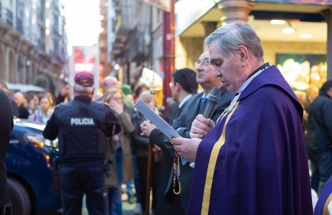 Fotos: La procesión del Viernes de Dolor en Logroño