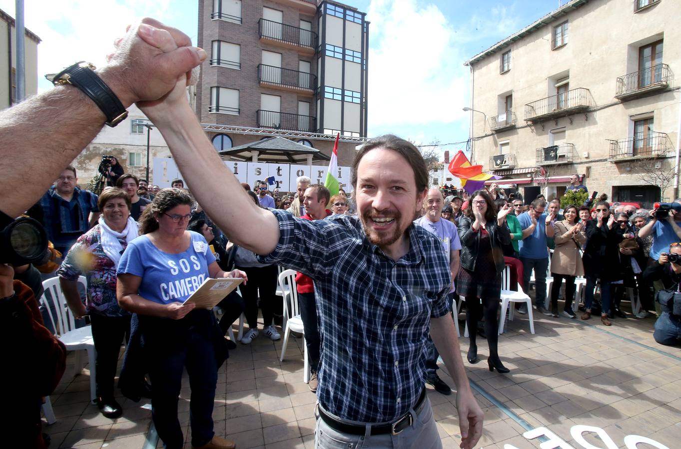 Fotos: Acto electoral de Pablo Iglesias en Nalda