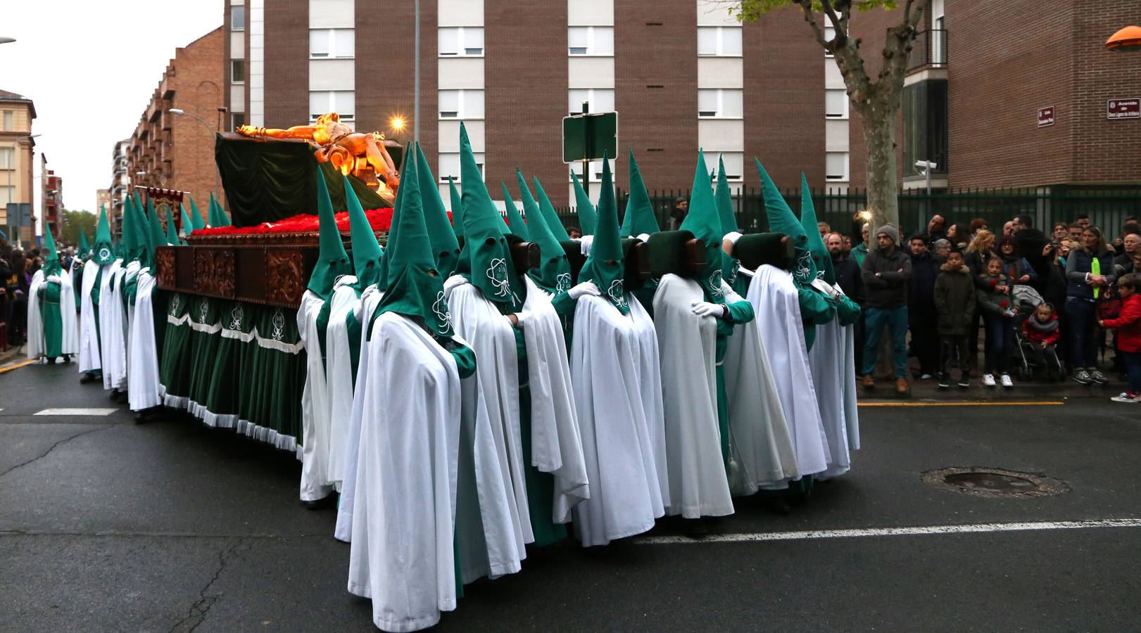 Fotos: Procesión de las Siete Palabras de Logroño