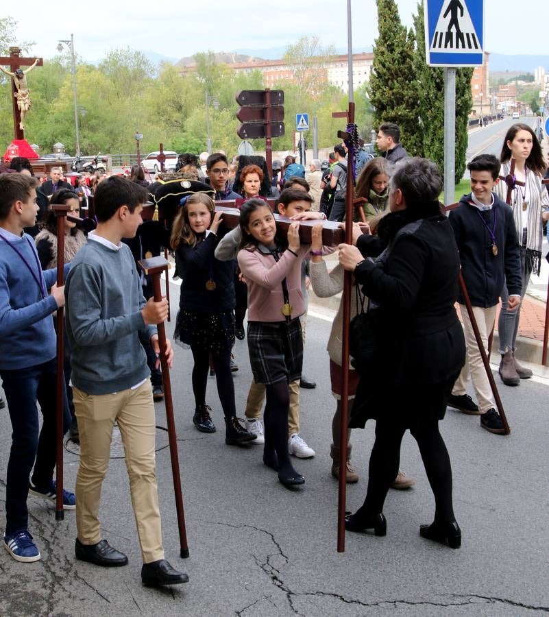 Fotos: Vía Crucis y traslado del Santo Cristo de las Ánimas de Logroño