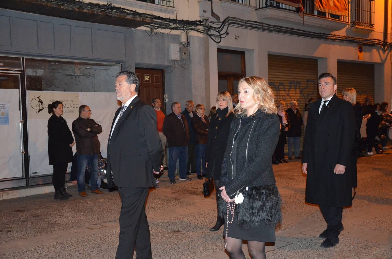 16 pasos de la cofradía de la Vera Cruz participiaron en la procesión.