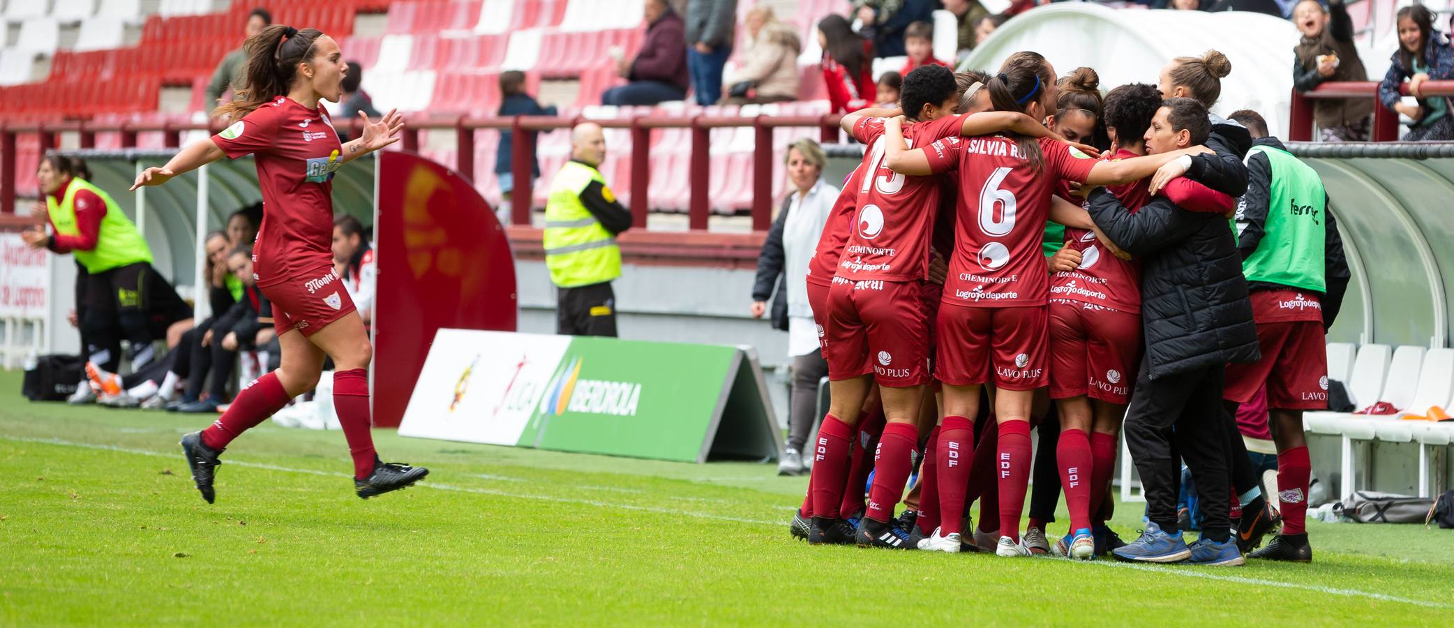 Fotos: Vital triunfo del EDF ante el Rayo (3-0)