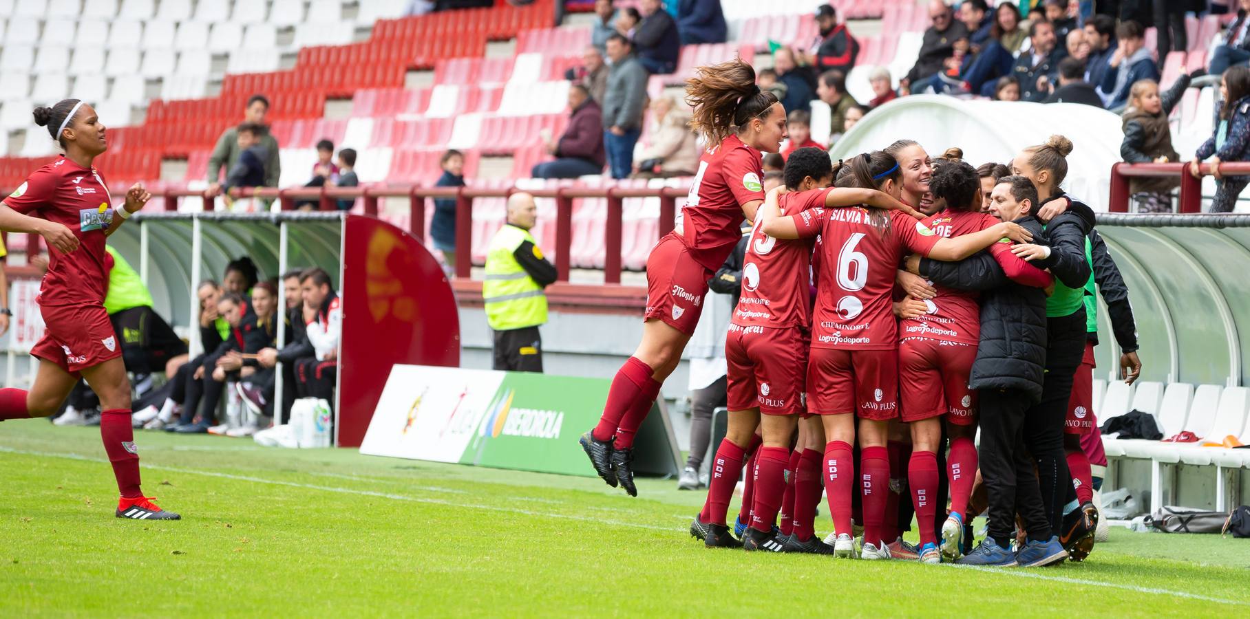 Fotos: Vital triunfo del EDF ante el Rayo (3-0)