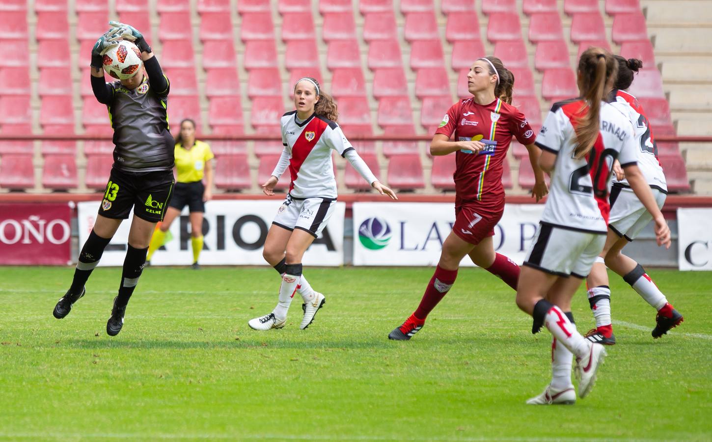 Fotos: Vital triunfo del EDF ante el Rayo (3-0)