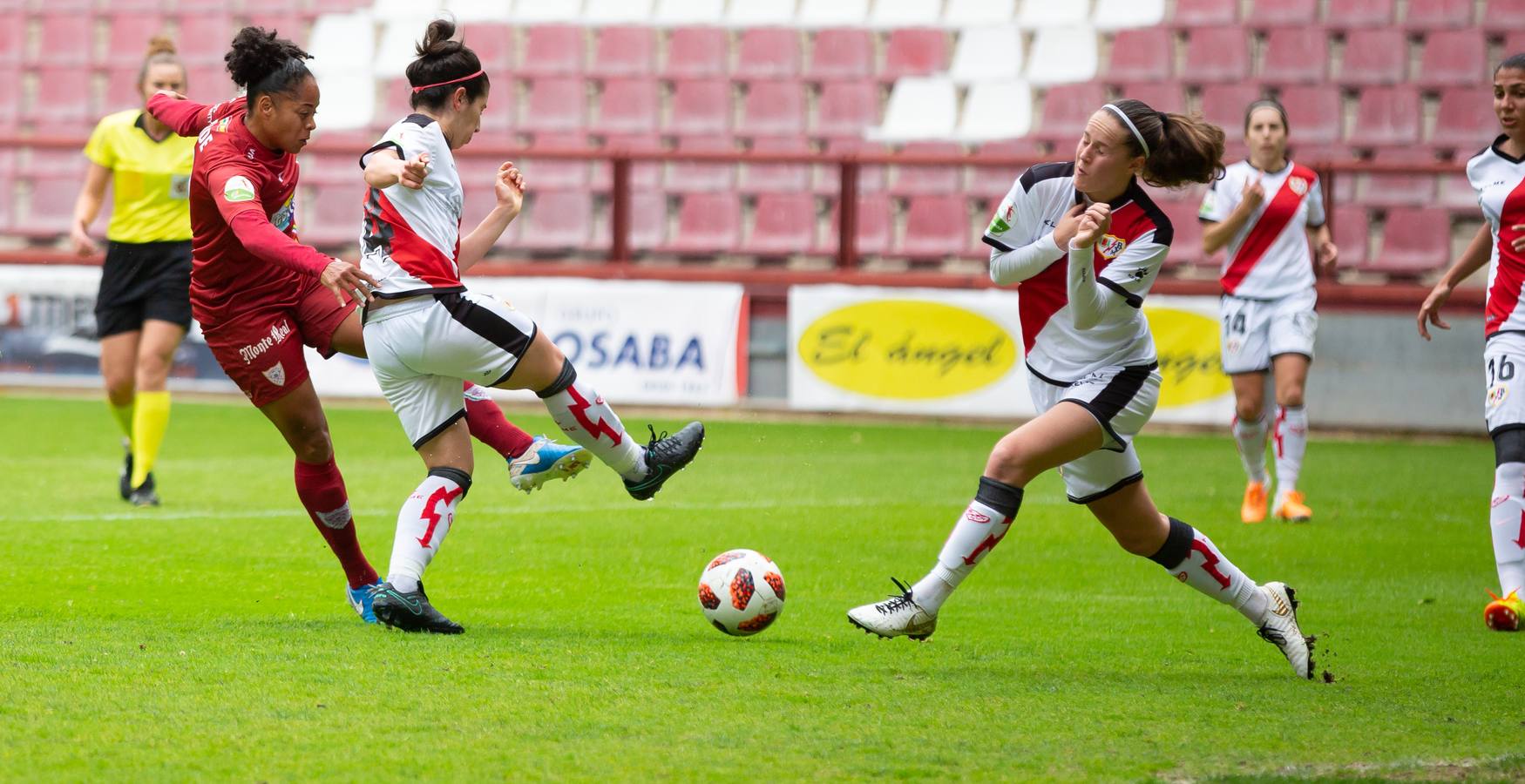 Fotos: Vital triunfo del EDF ante el Rayo (3-0)