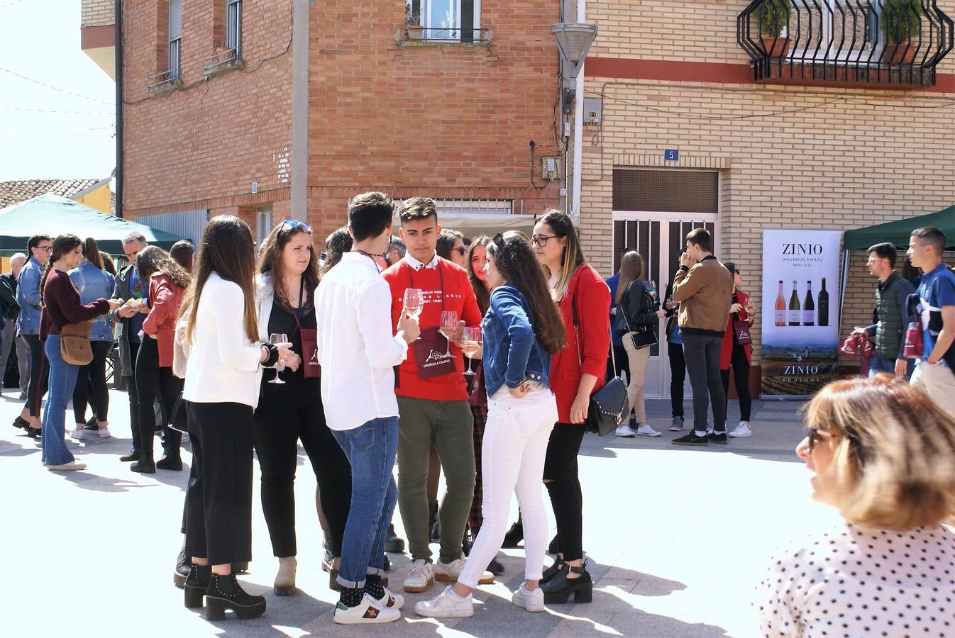 Feria de vinos y gastronomía en Uruñuela.