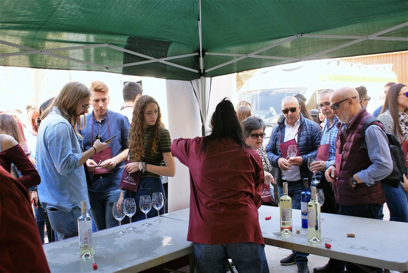 Feria de vinos y gastronomía en Uruñuela.